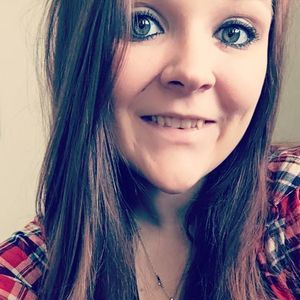 Meet your Posher, Makayla